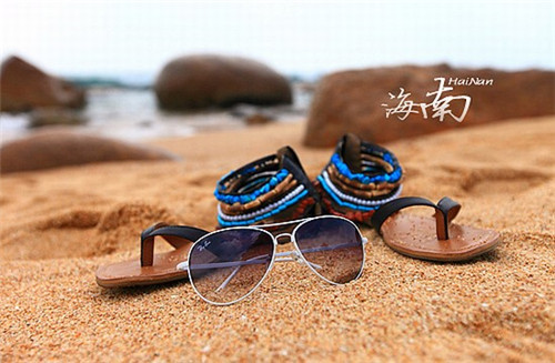 装修大桌子长方形好看吗（客厅放大长桌）